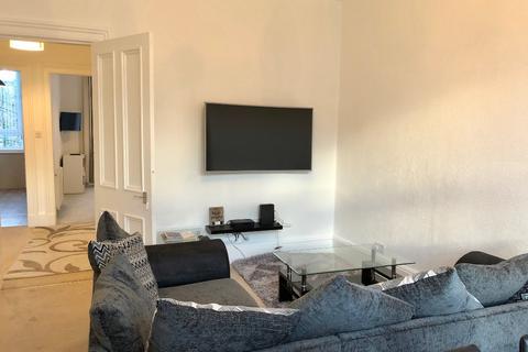2 bedroom flat to rent, Fergus Drive, Glasgow, G20