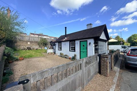 2 bedroom semi-detached bungalow for sale, Lower Green Road, Rusthall, Tunbridge Wells, TN4 8TT