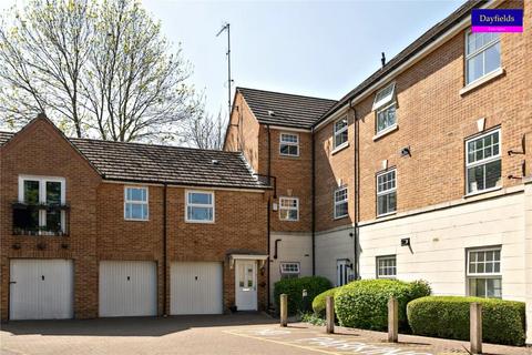 2 bedroom flat to rent, Weller Mews, Enfield EN2