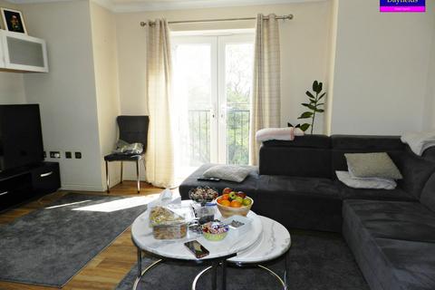2 bedroom flat to rent, Weller Mews, Enfield EN2