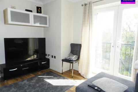 2 bedroom flat to rent, Weller Mews, Enfield EN2