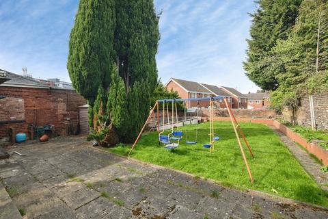 4 bedroom detached house for sale, Joinings Bank, Oldbury