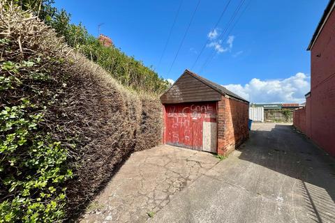 3 bedroom end of terrace house for sale, Boothferry Road, Hull