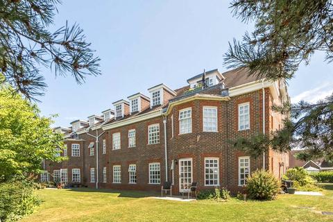 undefined, Farmery Court, Castle Village, Berkhamsted, Hertfordshire, HP4