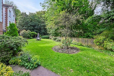 1 bedroom apartment for sale, Junction Road, Warley, Brentwood, CM14 5FG
