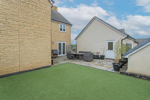 4 bedroom detached house for sale, Duke Crescent, Corsham