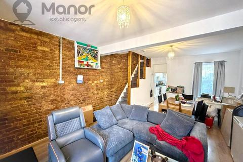 2 bedroom terraced house for sale, Trumpington Road, Forest Gate, E7 9EH
