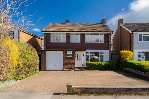 4 bedroom detached house for sale, Whalley Drive, Bletchley, Milton Keynes, MK3