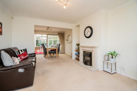 4 bedroom detached house for sale, Whalley Drive, Bletchley, Milton Keynes, MK3