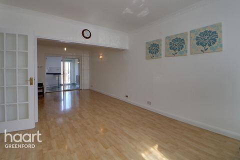 4 bedroom semi-detached house for sale, Pembroke Road, Greenford