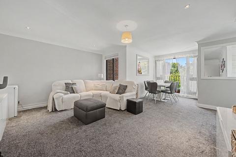 Plough Way, Rotherhithe, London, SE16