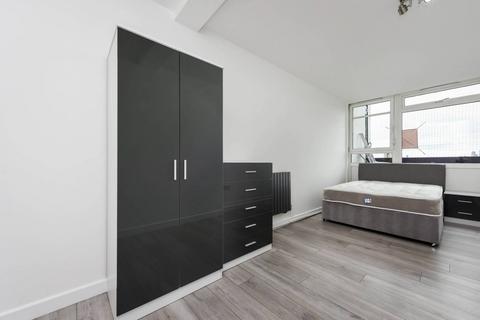 3 bedroom flat to rent, Rotherhithe New Road, Rotherhithe, London, SE16
