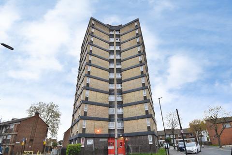 Boundary Road, London, E13