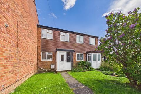 2 bedroom house for sale, Pinewood Park, Farnborough, Hampshire, GU14