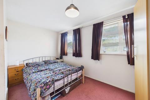 2 bedroom house for sale, Pinewood Park, Farnborough, Hampshire, GU14