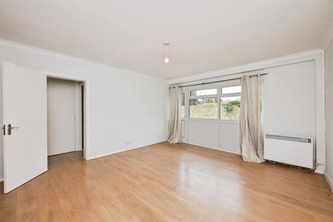 2 bedroom ground floor flat for sale, High Road, Broxbourne