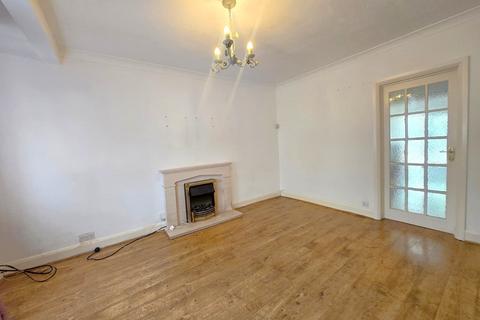 3 bedroom semi-detached house to rent, The Drive, Feltham, Middlesex, TW14