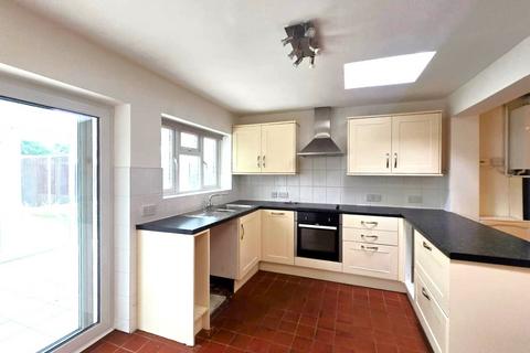 3 bedroom semi-detached house to rent, The Drive, Feltham, Middlesex, TW14