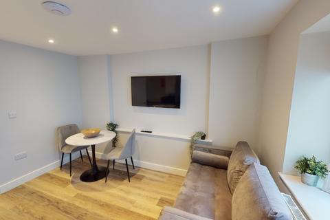 2 bedroom flat to rent, Whiteladies Road, Bristol BS8