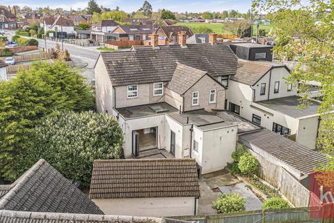 4 bedroom end of terrace house for sale, Cannon Court Road, Maidenhead, Berkshire, SL6