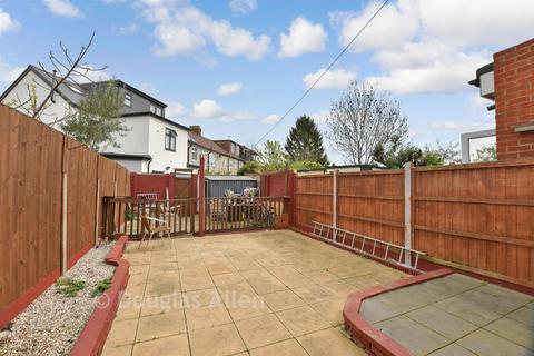 3 bedroom terraced house for sale, Chadwell Heath Lane, Romford RM6