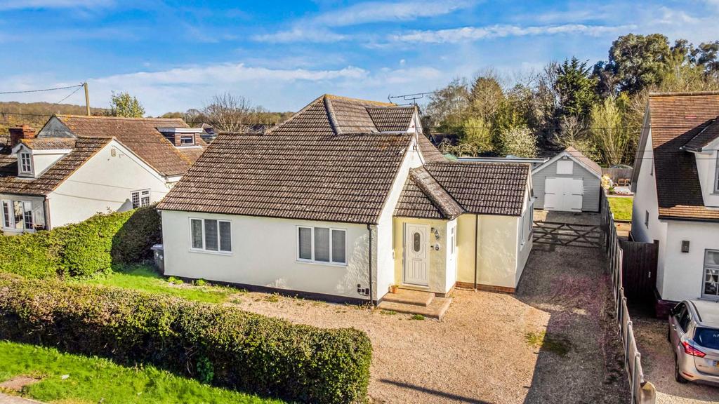 Evelyn Road, Great Leighs... 4 bed detached house for sale - £550,000