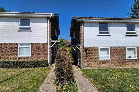2 bed flat/apartment for rent in Rushmead close, Canterbury, Canterbury