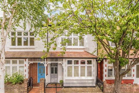 Christchurch Avenue, Teddington TW11