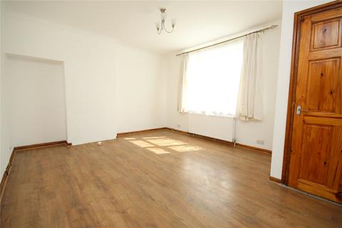 3 bedroom semi-detached house to rent, Gainsborough Road, Dagenham, RM8