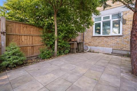 2 bedroom maisonette for sale, Geffrye Street, Hoxton