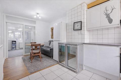 2 bedroom maisonette for sale, Geffrye Street, Hoxton