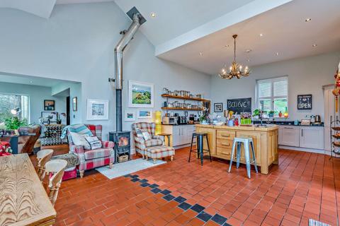 8 bedroom equestrian property for sale, Pen Y Gardden, Ruabon, Wrexham, Clwyd