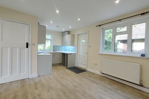 2 bedroom semi-detached house to rent, Royal Oak Lane, High Hurstwood TN22