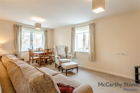 2 bedroom apartment for sale, Rowleys Court, Sandhurst Street, Oadby, Leicester