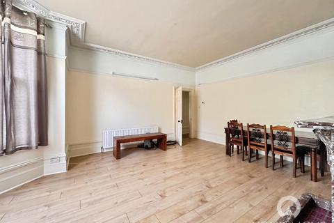 1 bedroom flat to rent, Windmill Street, Gravesend DA12