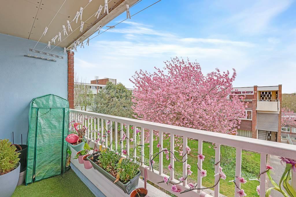 Balcony view, balcony