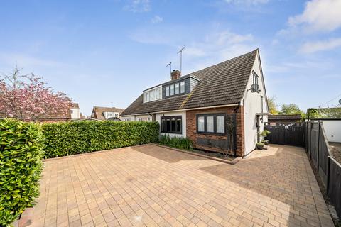 3 bedroom semi-detached house for sale, Newport Close, Chelmsford, Essex