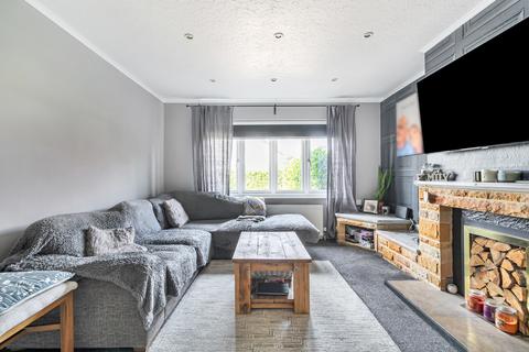 3 bedroom semi-detached house for sale, Newport Close, Chelmsford, Essex