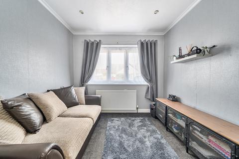 3 bedroom semi-detached house for sale, Newport Close, Chelmsford, Essex