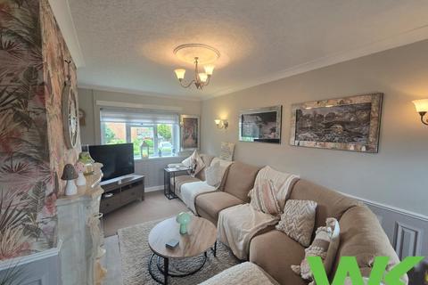 2 bedroom maisonette for sale, Campville Crescent, West Bromwich, B71