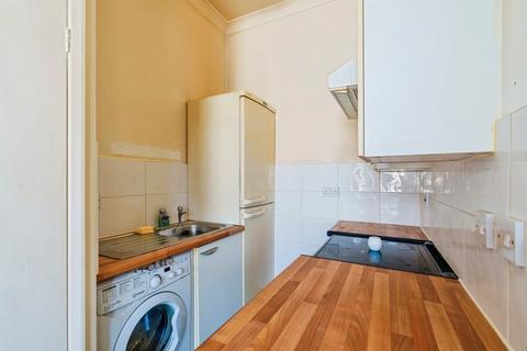 Studio for sale, Farncombe Road, Worthing