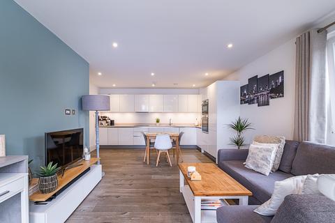 1 bedroom flat for sale, Worple Road, London, SW20