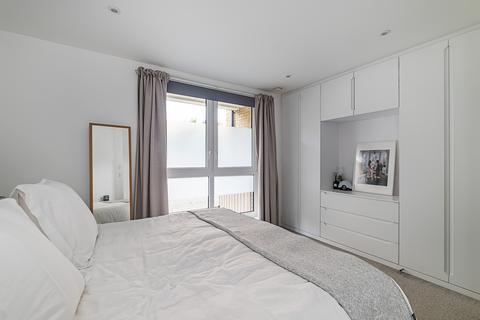 1 bedroom flat for sale, Worple Road, London, SW20