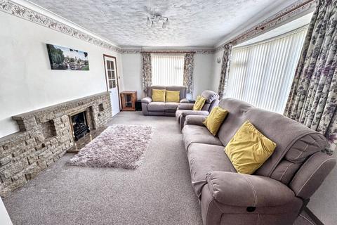 3 bedroom detached bungalow for sale, Mereside, Soham