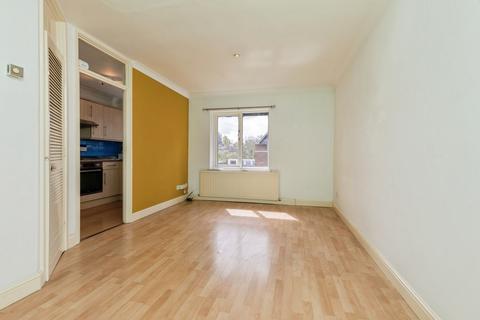1 bedroom flat for sale, Badgers Walk, Brislington, Bristol, BS4