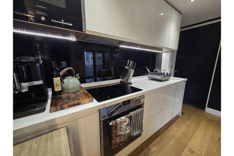 2 bedroom townhouse for sale, Radley Court, Mirfield, WF14