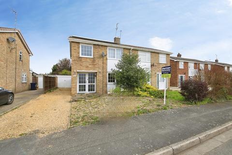 3 bedroom semi-detached house for sale, Brewin Avenue, March
