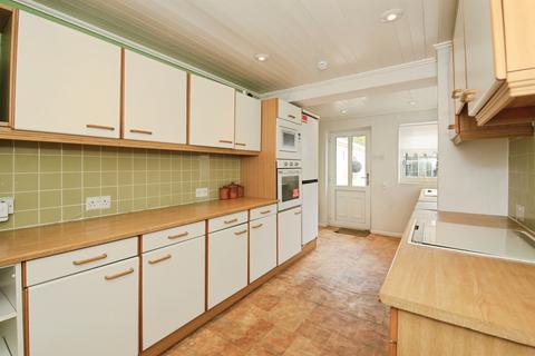 3 bedroom semi-detached house for sale, Brewin Avenue, March