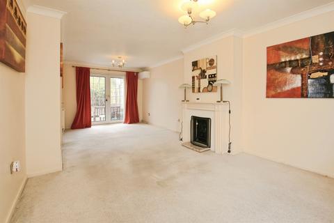 3 bedroom semi-detached house for sale, Brewin Avenue, March