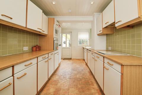 3 bedroom semi-detached house for sale, Brewin Avenue, March